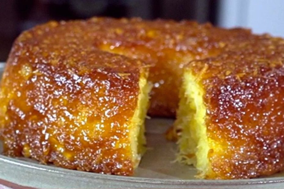 Esse bolo de mandioca da dona Nena, nunca vi tão gostoso assim